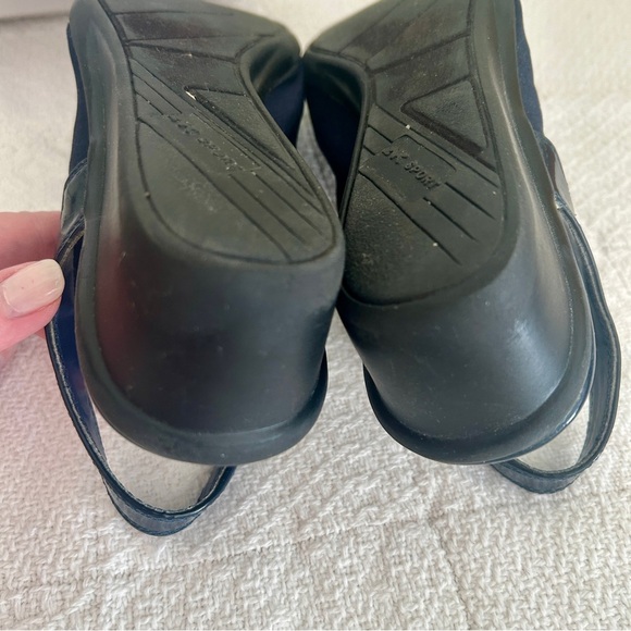 Anne Klein Slingback Wedge Shoes Navy Blue Glossy Toe Cap Comfort Davy size 8 - Picture 11 of 13